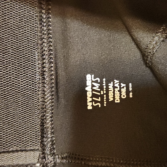 Black Nygard stretch pant. - Picture 4 of 5